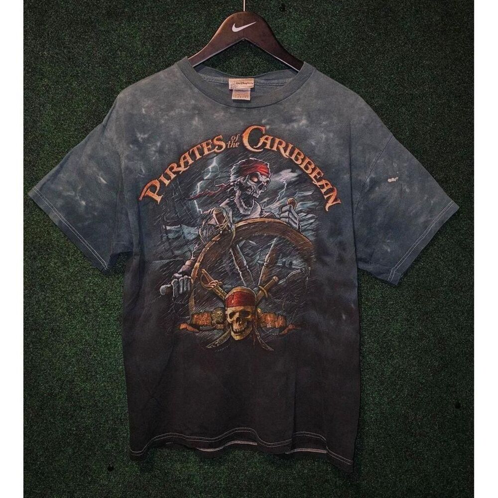 Y2k disney shirt